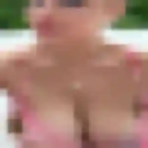 Yolande (28 ans) à Sarzeau attend une rencontre maintenant