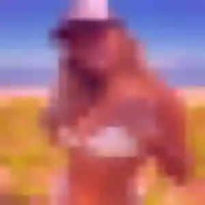 Kim (25 ans) à Sauveterre propose un plan cul rapidement