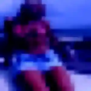 Noemie, fille de 39 ans cherche plan cul à Savas