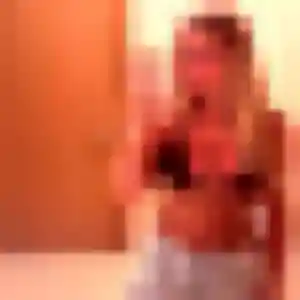 Photo privée de Lou-Anne, 36 ans à Savignac - plan discret