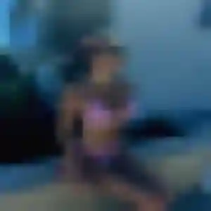 Celia, 31 ans, connectée à Septèmes-les-Vallons pour un plan cul