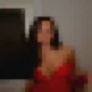 Jennifer, 32 ans, en ligne à Seyssuel pour un plan cul