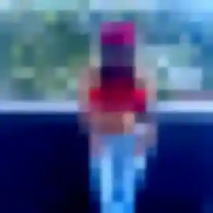 Delia, fille de 35 ans propose plan cul à Solliès-Ville