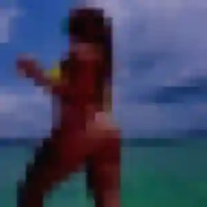 Elena (30 ans) à Soorts-Hossegor cherche un plan cul ce soir