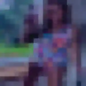 Oumaima, 26 ans, dispo pour plan cul à Succieu