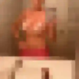 Photo de Karima à Surbourg (22 ans) - plan cul anonyme