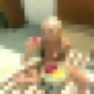 Photo privée de Adelaide, 38 ans à Surzur - plan discret