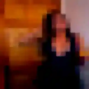 Charmante Adeline, 25 ans à Tabanac - la contacter