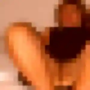 Photo de Azalee à Taden (42 ans) - plan cul anonyme