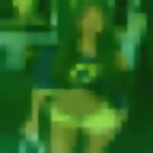 Charline, 24 ans, disponible à Taulé pour un plan cul