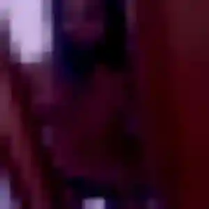 Oriane, 37 ans, en ligne à Tauriac pour un plan cul