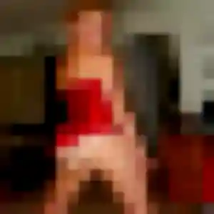 Contacte Catherine, 28 ans à Tennie gratuitement