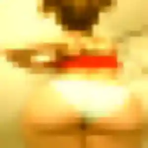Djamila, 24 ans, en ligne à Teuillac pour une rencontre coquine