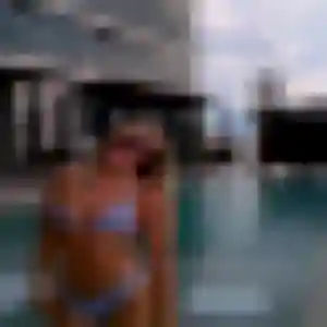 plan cul à Tournes : photo de Penelope, 29 ans - sans engagement