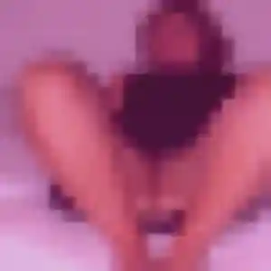 Axelle, femme de 44 ans cherche plan cul à Travecy