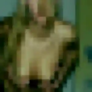 Stephanie, 24 ans, en ligne à Treffléan pour une rencontre coquine