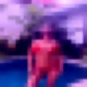 Photo de Axelle à Troyes (32 ans) - plan cul gratuit