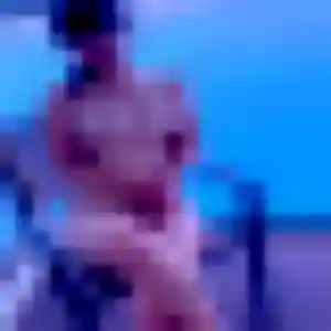 Photo de Brunehilde à Tulle (27 ans) - plan cul anonyme