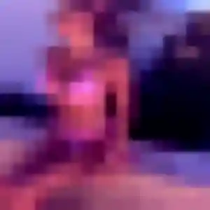 Photo de Solange à Uriménil (28 ans) - plan cul gratuit