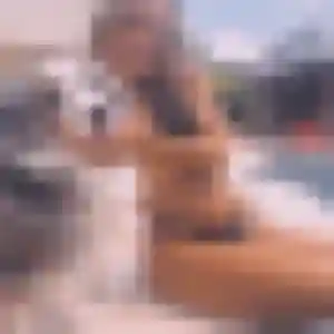 Estelle, 24 ans, en ligne à Urville pour un plan cul