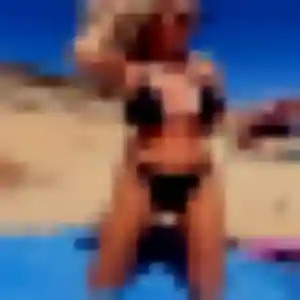 Oriane de Val-d'Isère, 26 ans - plan cul discret