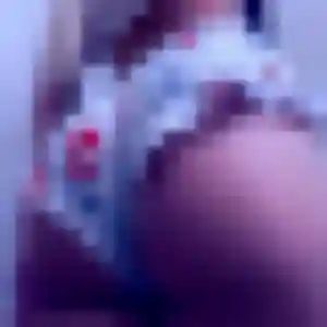 plan cul à Val-de-Livenne : photo de Flavia, 32 ans - inscription gratuite