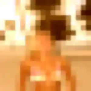 Phoebe, 22 ans, dispo pour plan cul à Verchaix