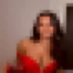 Karen (39 ans) à Véretz attend une rencontre aujourd'hui