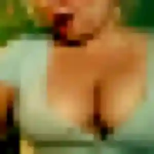 Photo de Karine à Verneuil d'Avre et d'Iton (22 ans) - plan cul gratuit