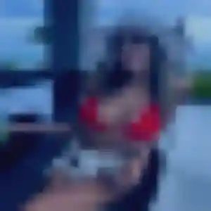 Margot de Vert-le-Petit, 24 ans - plan cul sans prise de tête