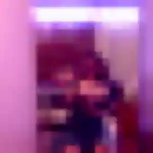 Erika, fille de 30 ans veut plan cul à Vichy