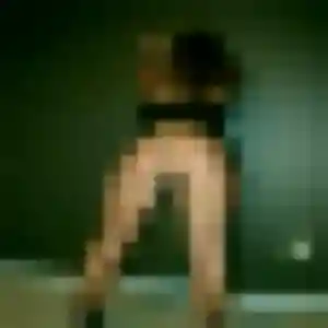 Erika, femme de 40 ans cherche plan cul à Vienne