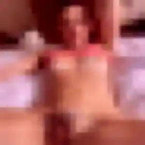 Photo exclusive de Alix, 38 ans à Villeneuve-lès-Bouloc - rencontre coquine