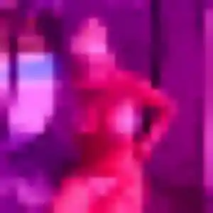 Sabine, 26 ans, disponible à Villevieille pour un plan cul