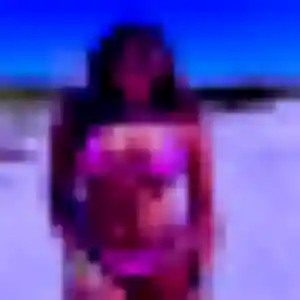 Wahiba, 45 ans, connectée à Virsac pour un plan cul