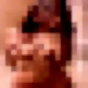Rejoins Yasmine, 22 ans à Wallers en privé