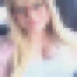 Naomi (41 ans) à Warmeriville attend une rencontre ce soir