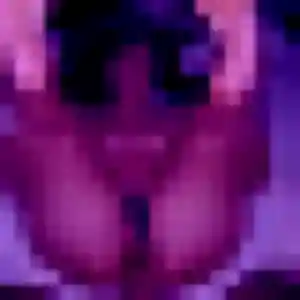 Isaure, 24 ans, en ligne à Yffiniac pour une rencontre coquine