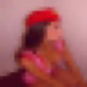 Charmante Delphine, 33 ans à Yvetot - voir sa photo